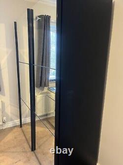 Double Mirrored Wardrobe with sliding doors